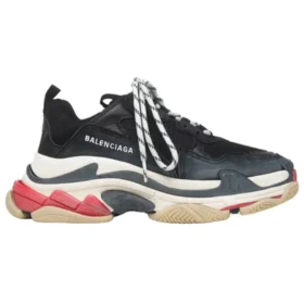 Triple S-Sneakers ”Black Red” 524037W09O11000