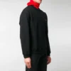 Tröja med rund hals och liten kontrastlogotyp ”Black White” 556147TYK271000