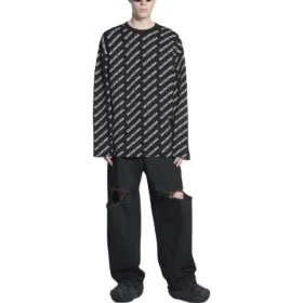 Tröja med rund hals och logo över hela plagget ”Black White” 702952T32331070