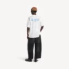 Vit T-shirt för män med skissartat tryck och medium passform